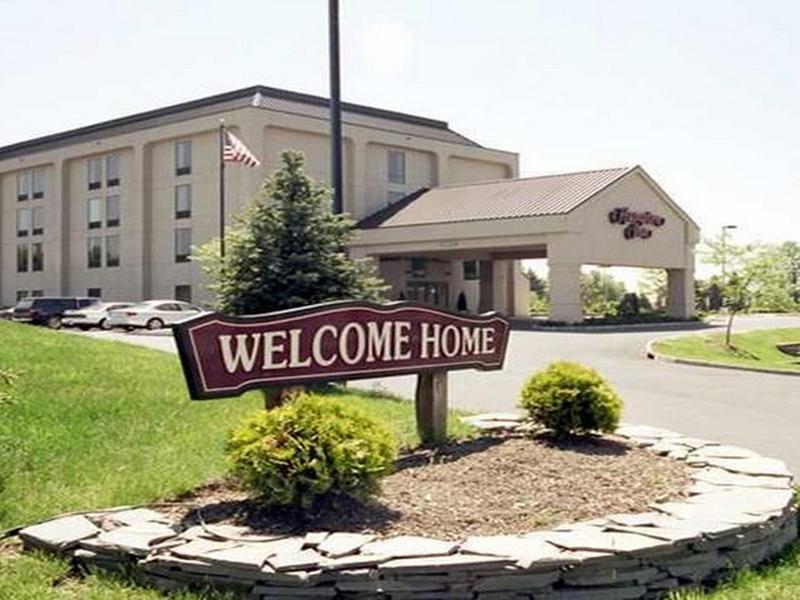 Hampton Inn Клинтън Екстериор снимка